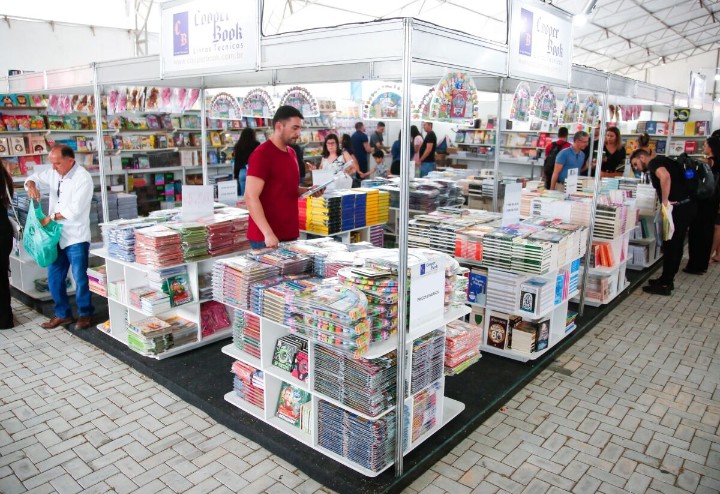 CLIPE 2026 chega a Caruaru com feira literária gratuita e incentivo à leitura