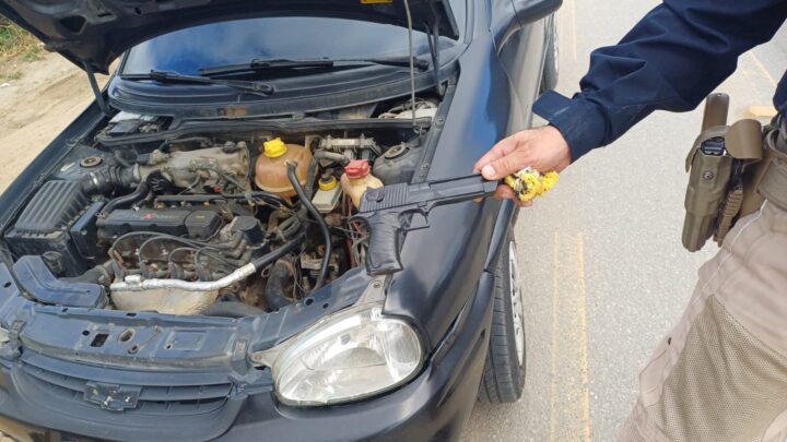 Homem compra carro roubado por R$ 8,6 mil e é detido pela PRF em Caruaru