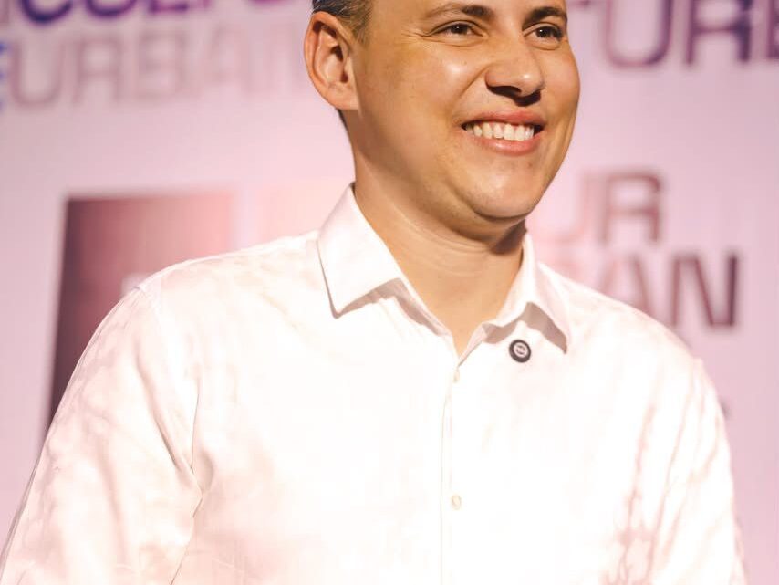 Prefeito Sérgio Colin tem 93,5% de aprovação em Toritama, aponta pesquisa Simplex