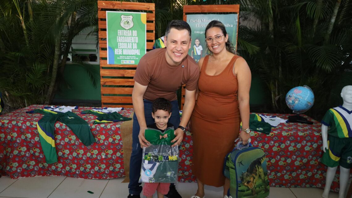 Prefeito Sérgio Colin inicia maratona para entregar fardamentos escolares em clima de Copa do Mundo em Toritama