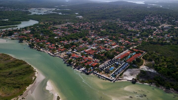 Governo de Pernambuco inicia processo para recuperar estrada de acesso à Praia do Sossego, em Itamaracá