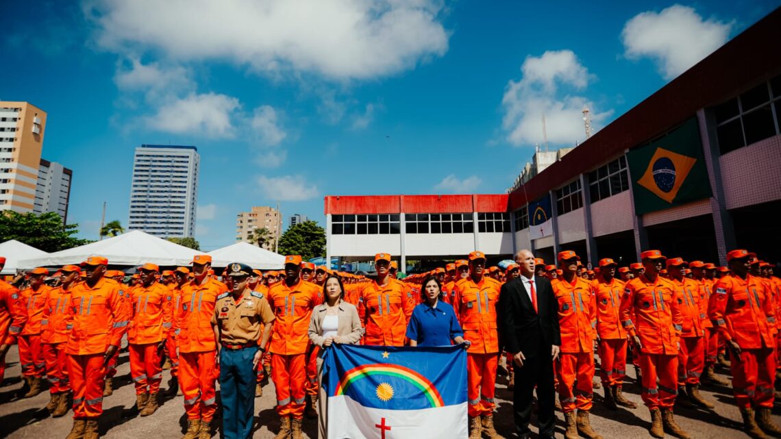 Juntos pela Segurança: governadora Raquel Lyra entrega 320 novos bombeiros militares e reforça a proteção social do Estado