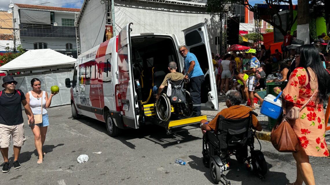 Governo de Pernambuco promove edição junina das Rotas de Lazer do PE Conduz para pessoas com deficiência