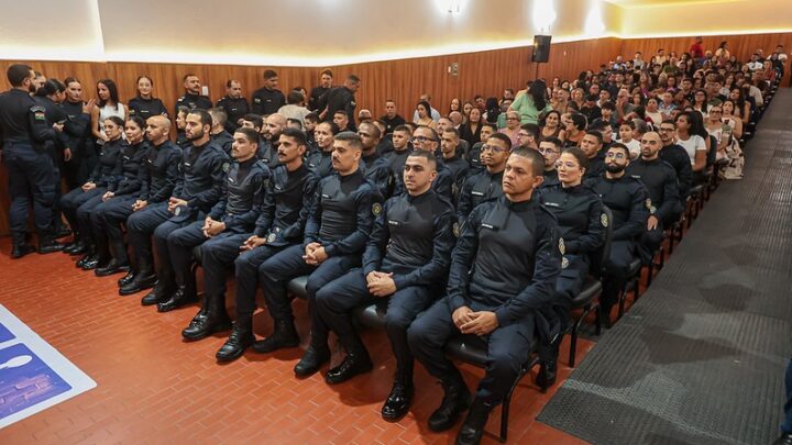 Posse de novos Guardas Municipais e entrega de tasers reforçam segurança em Caruaru