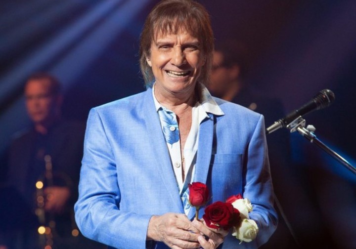 Show de Roberto Carlos no São João de Caruaru terá cadeiras