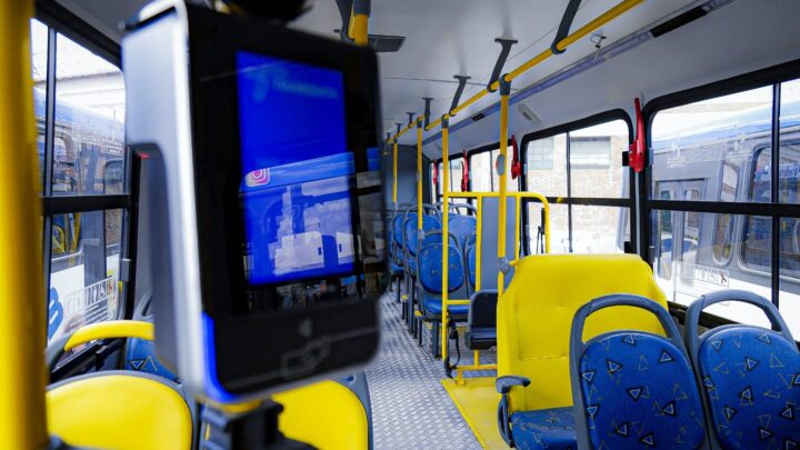 Prefeito Rodrigo Pinheiro sanciona Lei que amplia a gratuidade no transporte público de Caruaru para pessoas com fibromialgia