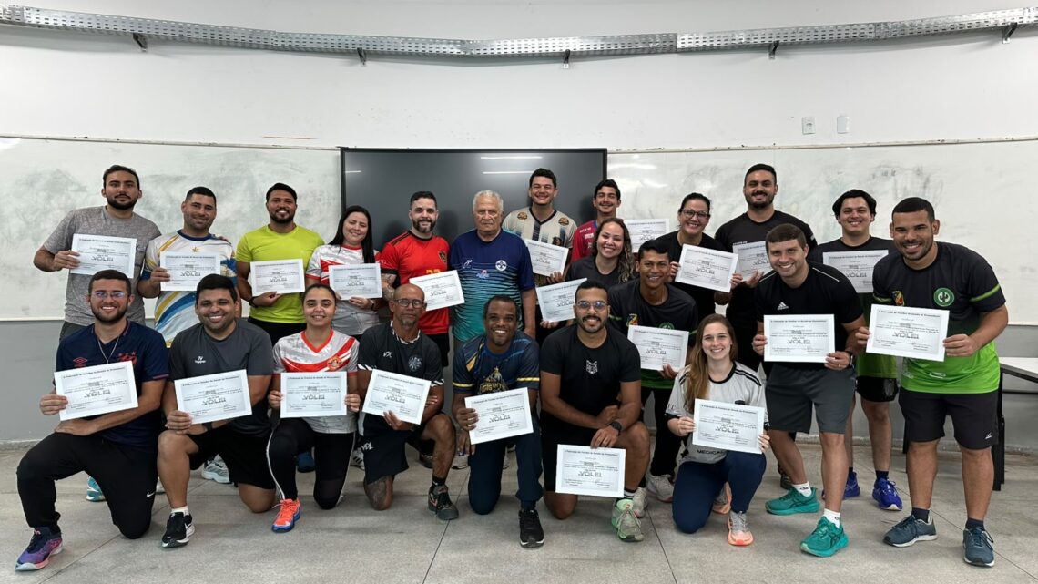 Mandacaru Vôlei realiza Curso para Treinadores de Voleibol com presença da lenda do voleibol nacional e internacional, Josenildo Carvalho