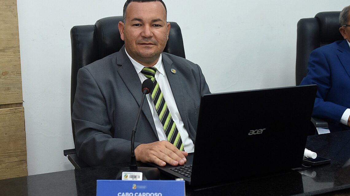 Vereador Cabo Cardoso parabeniza Rodrigo Pinheiro pelo decreto que autoriza e resolve o problema do transporte alternativo de passageiros em Caruaru