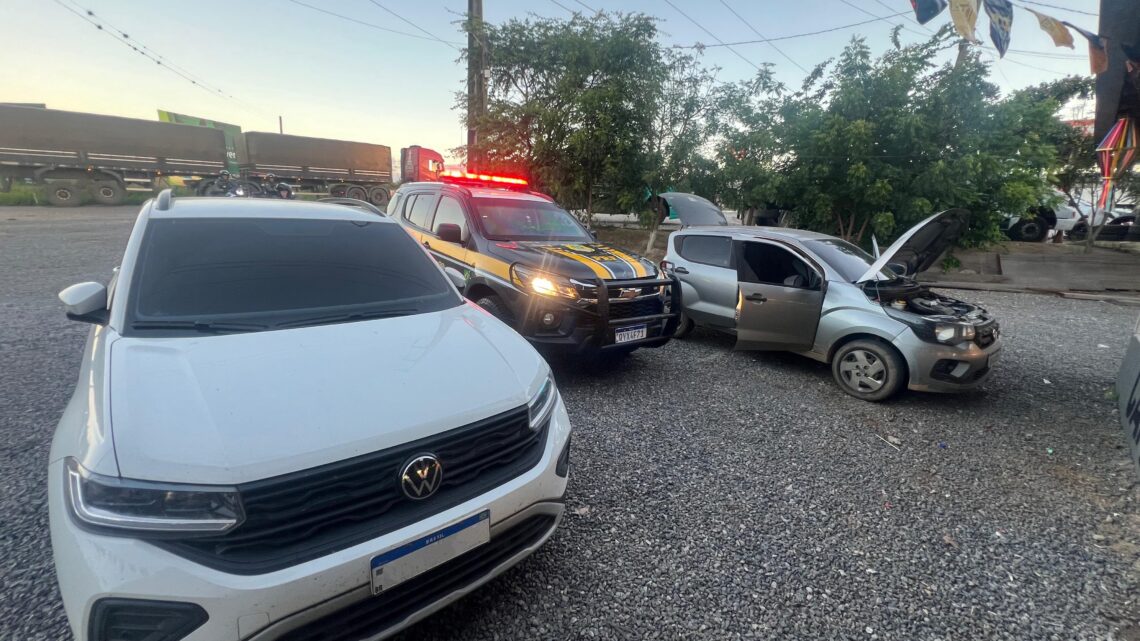Foragido e homem com antecedentes criminais são detidos pela PRF com veículos adulterados em Caruaru