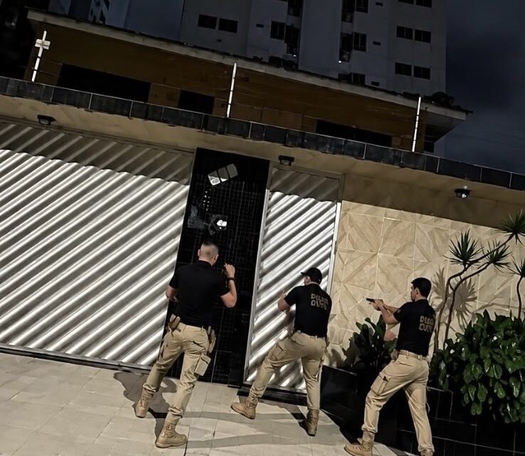 Polícia Civil deflagra operação contra esquema de corrupção e documentos falsos em Caruaru