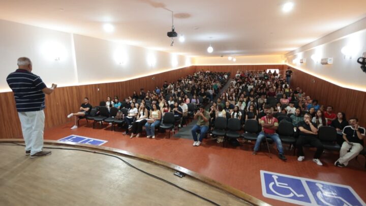 Cursinho Popular Edilson de Góis abre vagas para aulões gratuitos preparatórios para o Enem