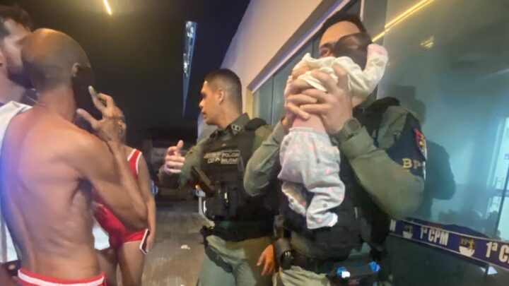Recém-nascida engasgada é salva por policiais militares 