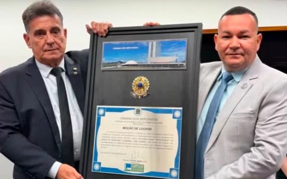 Cabo Cardoso recebe homenagem pela criação de projeto social que já transformou dezenas de vidas através da educação