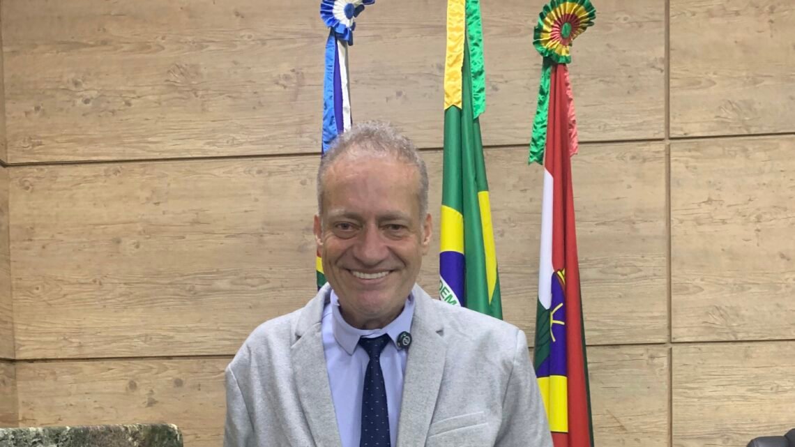 Jorge Quintino propõe programa para reduzir burocracia nos serviços públicos de Caruaru