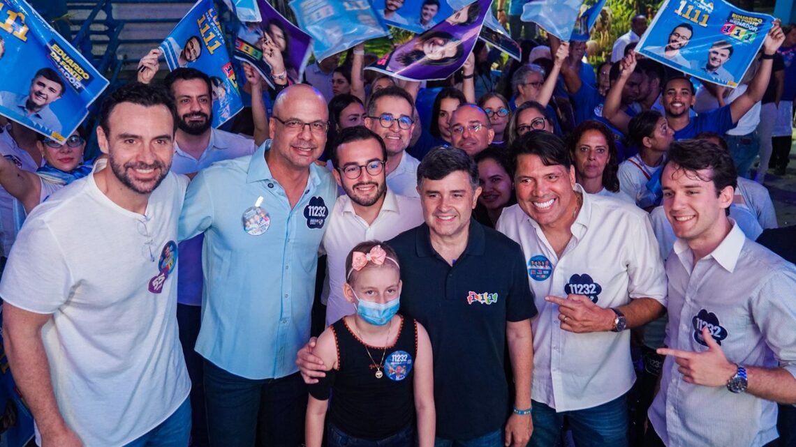 Em grande festa, Anderson Correia inaugura comitê ao lado de Eduardo e Lula da Fonte