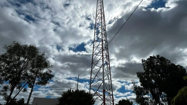 Polícia Federal cumpre mandado de busca e apreensão em rádio