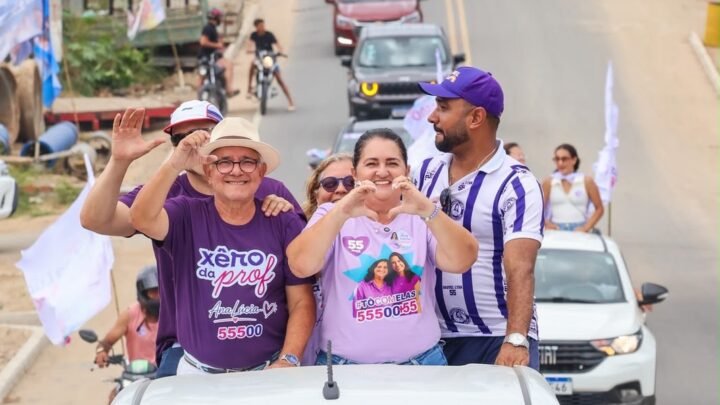 Em Brejo da Madre de Deus, Professora Ana Lúcia participa de motociata marcada por emoção e reconhecimento
