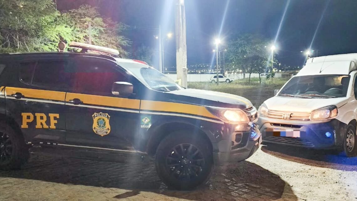 PRF recupera furgão furtado e identifica suspeito após fuga em Caruaru