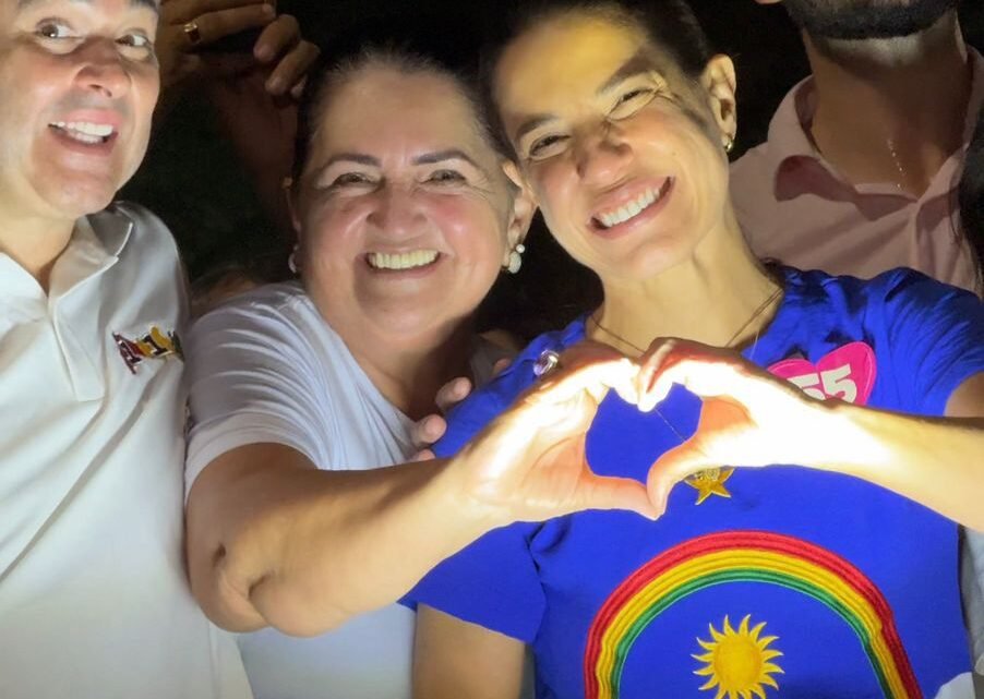 Ao lado de Raquel Lyra, Professora Ana Lúcia participa de grande caminhada que reuniu mais de 2 mil pessoas em Caruaru