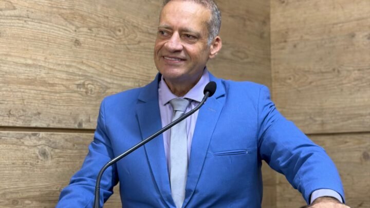 Jorge Quintino une situação e oposição em voto de repúdio a ataques contra Raquel Lyra