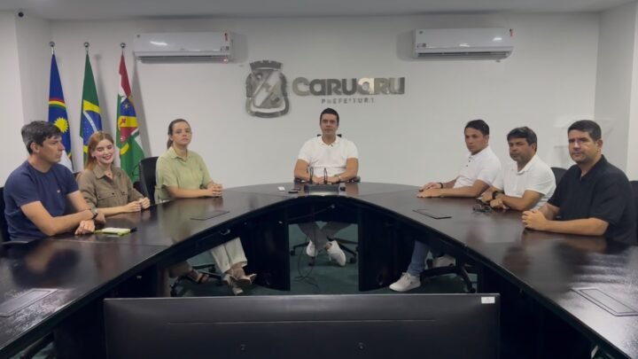 Rodrigo Pinheiro amplia apoio aos feirantes e perdoa toda dívida existente do chão da feira até setembro de 2026