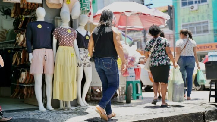 Pernambuco lidera crescimento do comércio no Brasil no acumulado do ano