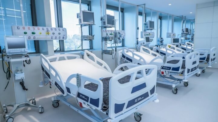 Governo de Pernambuco entrega requalificação da UTI adulto do Hospital da Restauração