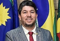 Opinião: Analisando o atual cenário político brasileiro – Por Fagner dos Animais