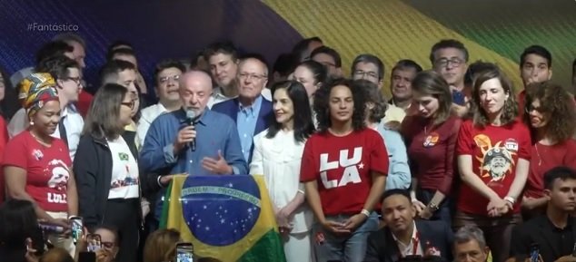 Presidente Lula diz que derrotou a mentira e promete mudar forma de governar o Brasil