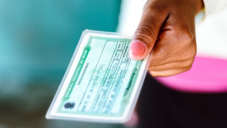 INSS esclarece: é falsa a informação de que vai bloquear benefício de quem não tiver documento com biometria