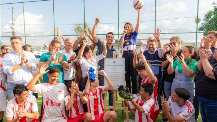 Rodrigo Pinheiro e Raquel Lyra entregam primeira areninha esportiva de Caruaru em parceria com o Governo de Pernambuco