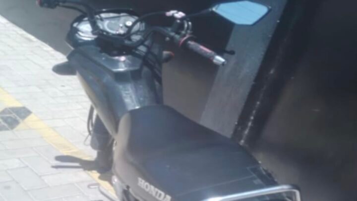 Moto furtada em Caruaru, é recuperada em Belo Jardim