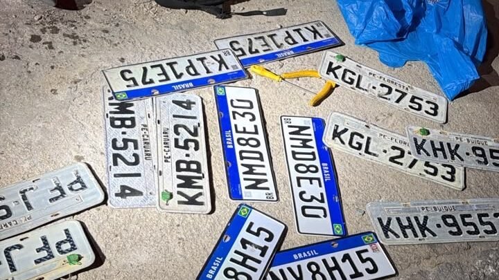 Veículo com registro de furto, placas e módulos automotivos são apreendidos pela Guarda Municipal de Caruaru