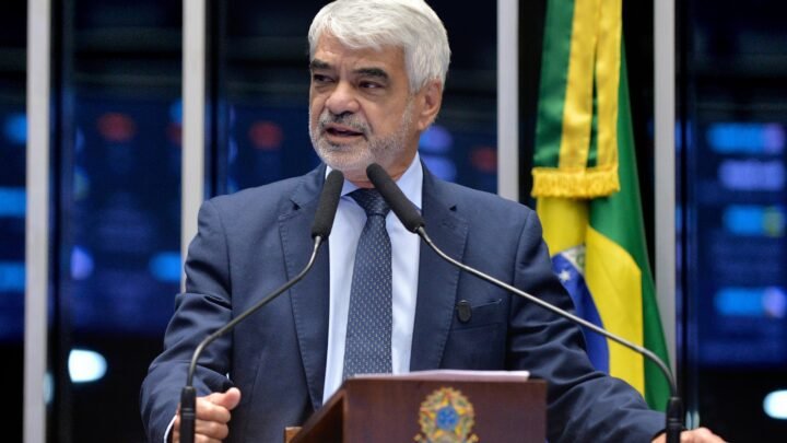 Humberto Costa destaca a importância do apoio de Rodrigo Pinheiro em sua reeleição ao Senado