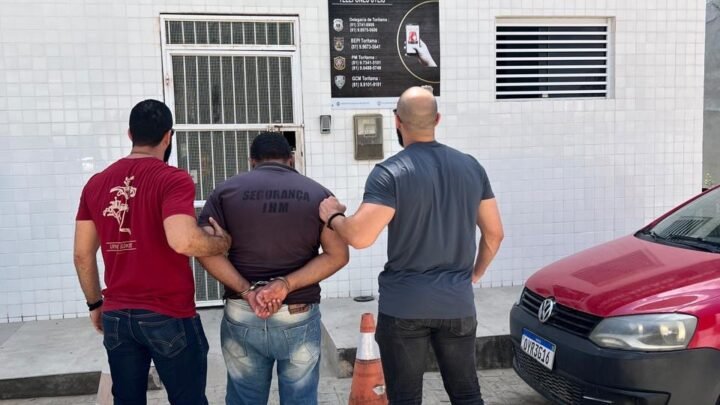 Polícia Civil prende em flagrante suspeito de divulgar vídeo de nudez da enteada